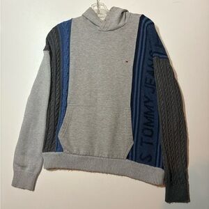 Vintage Tommy Hilfiger Grey, Navy & Charcoal Mixed-Knit Crewneck Hoodie